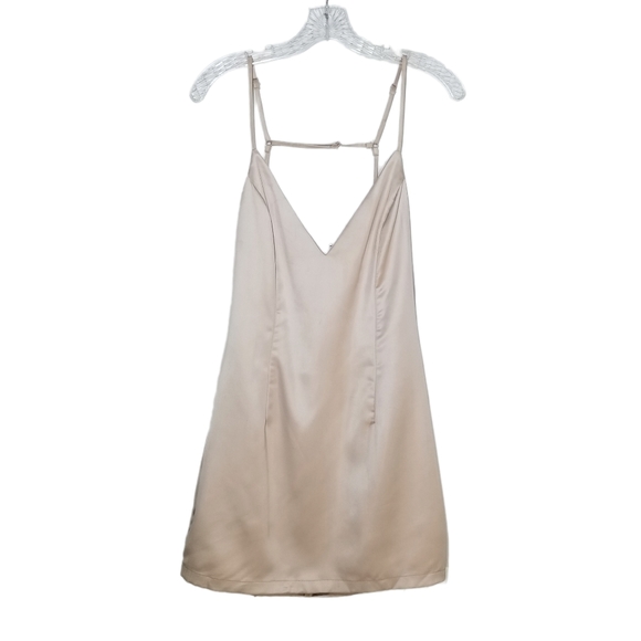 Superdown NWT Nicole V-Neck Mini Slip Dress in Blush Pink Nude Womens Size M - Picture 6 of 9